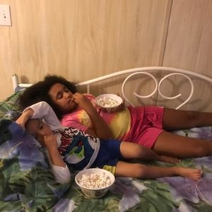 Meet your Posher, Rhonda